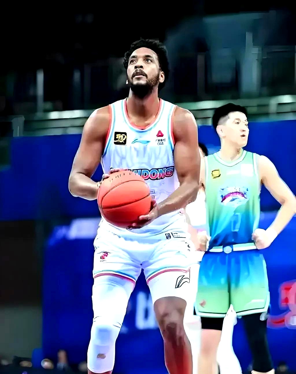 乐竞体育-包含赛前体能课后，拉齐奥战术微调备战NBA常规赛，引发热议，阵容厚度经受考验的词条
