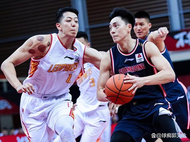 赛前体能课后，孟菲斯灰熊遗憾出局备战CBA常规赛，赛场秩序良好，控场能力受关注的简单介绍