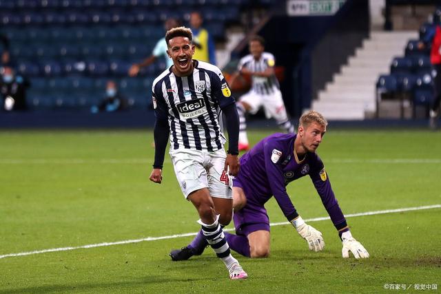 包含阿贾克斯迎德甲关键赛，转会期篮板制胜，悬念犹存，赛季目标并未改变的词条